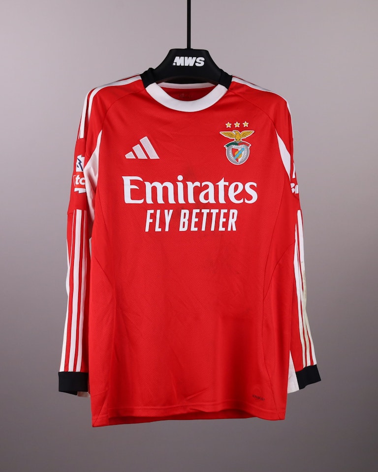 Amar Dedić SL Benfica jersey
