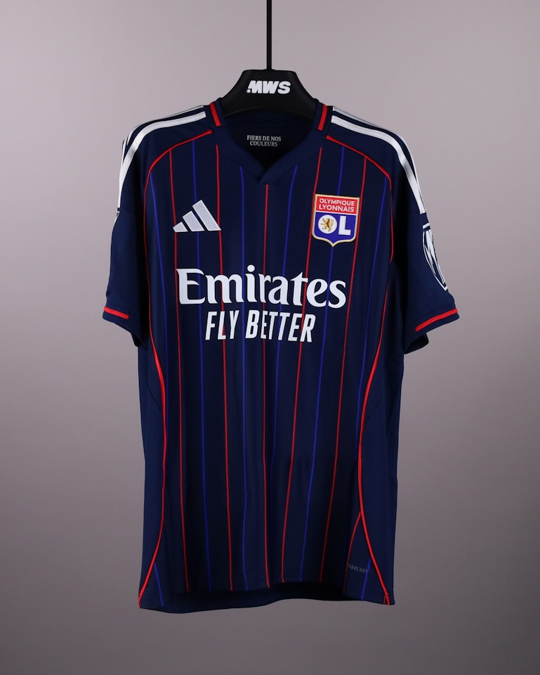 Camisola de Adam Karabec, Olympique Lyonnais