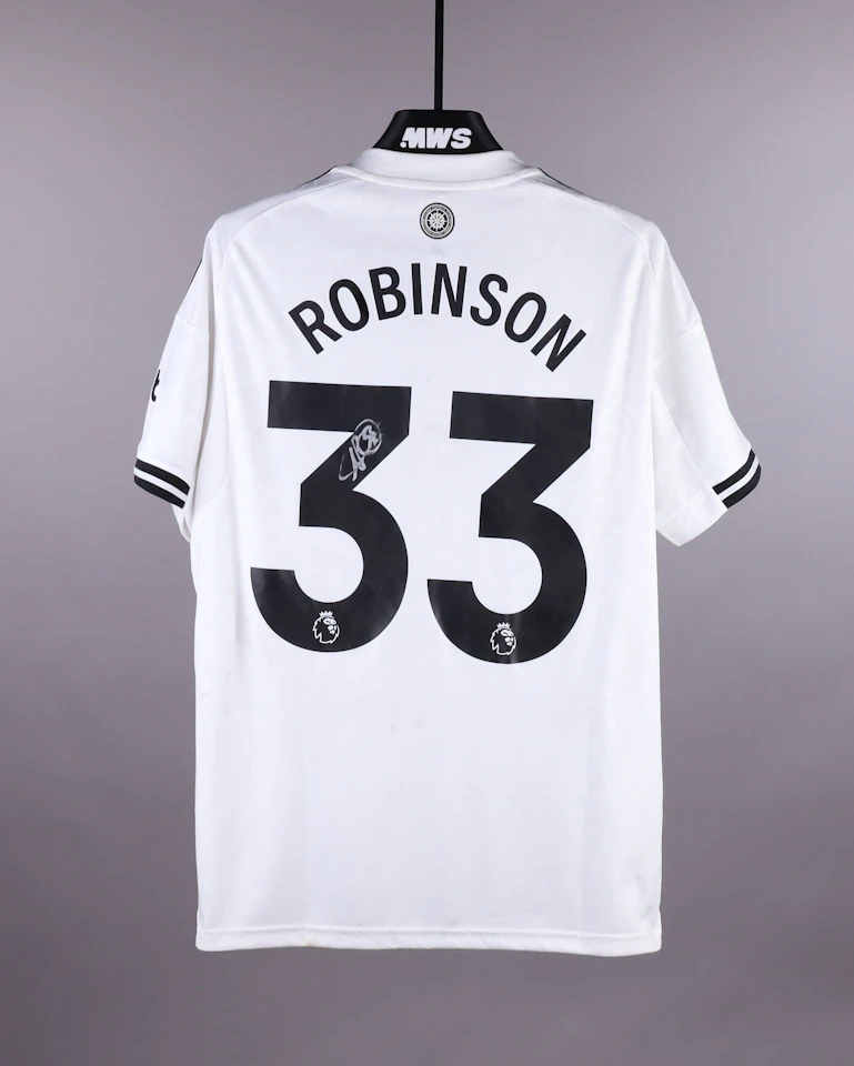 来自Fulham的Antonee Robinson球衣