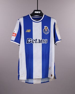 Victor Froholdt FC Porto shirt