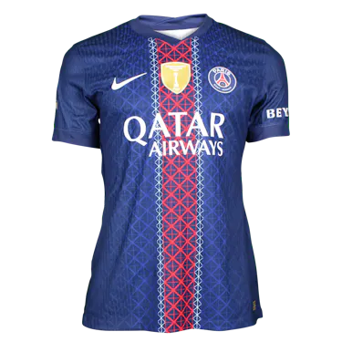 Khvicha Kvaratskhelia Paris Saint-Germain shirt
