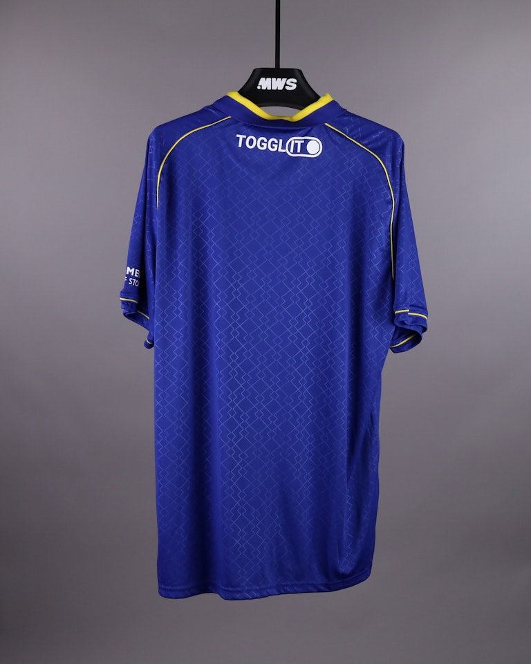 Squad Signed Shirt - 3