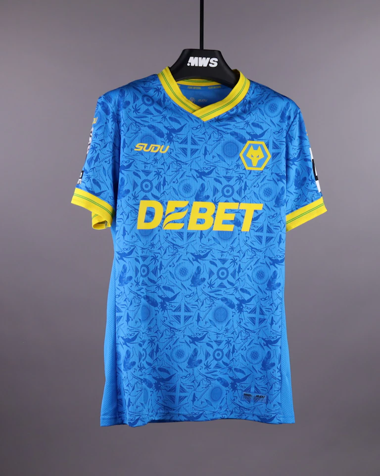 Fernando López Wolverhampton Wanderers jersey