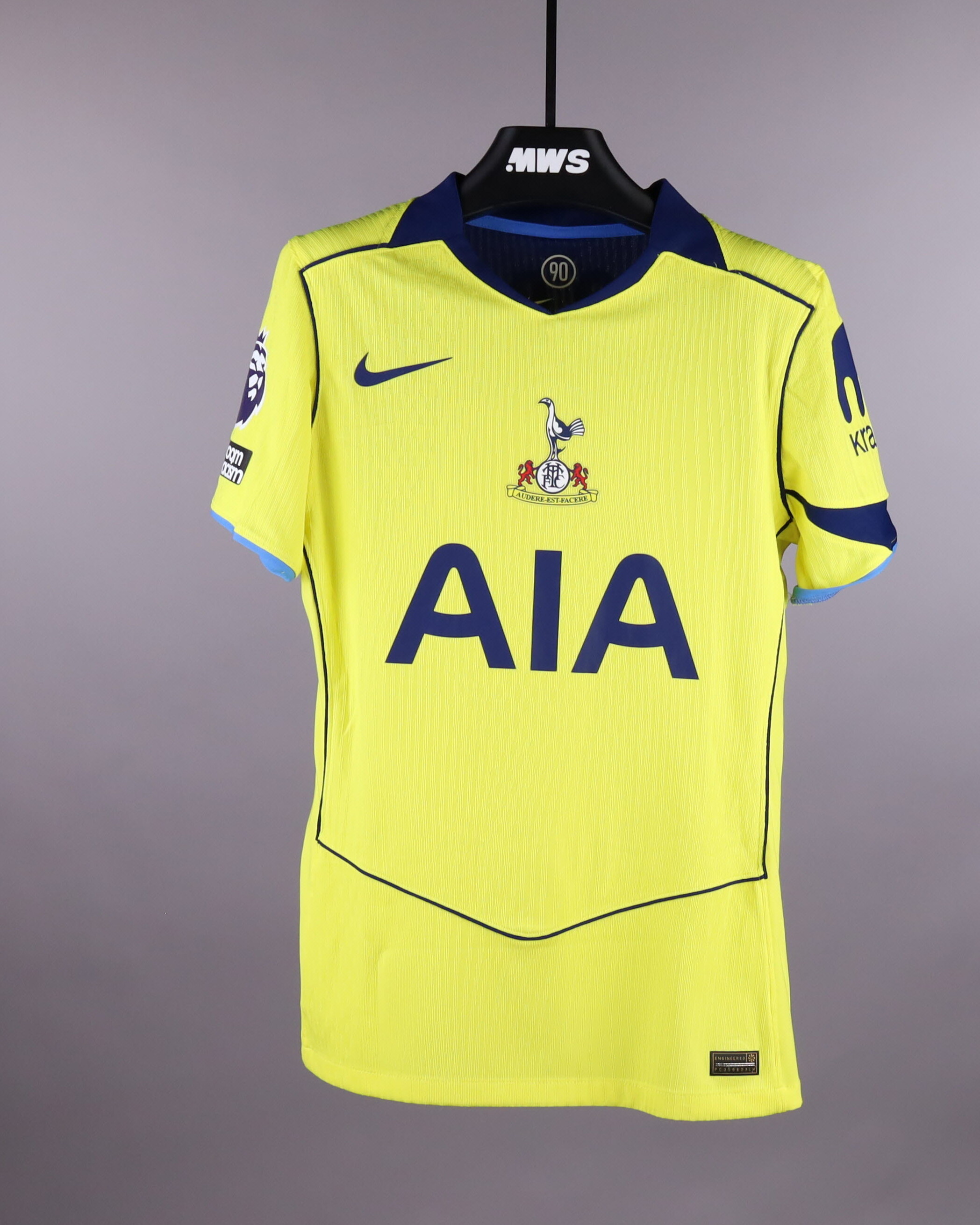 Pedro Porro Tottenham Hotspur shirt