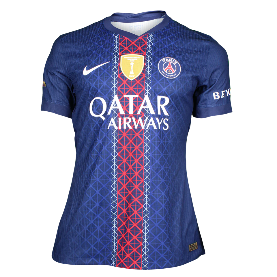 Lucas Hernández Paris Saint-Germain shirt