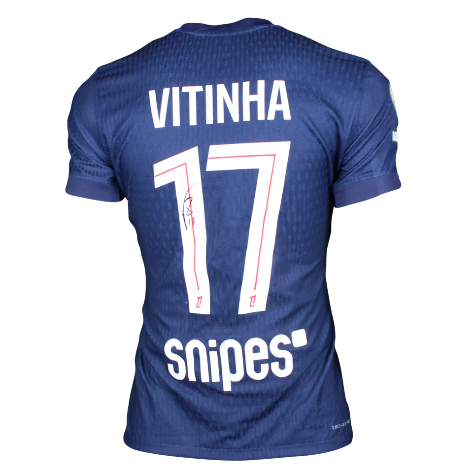 Vitinha Paris Saint-Germain shirt