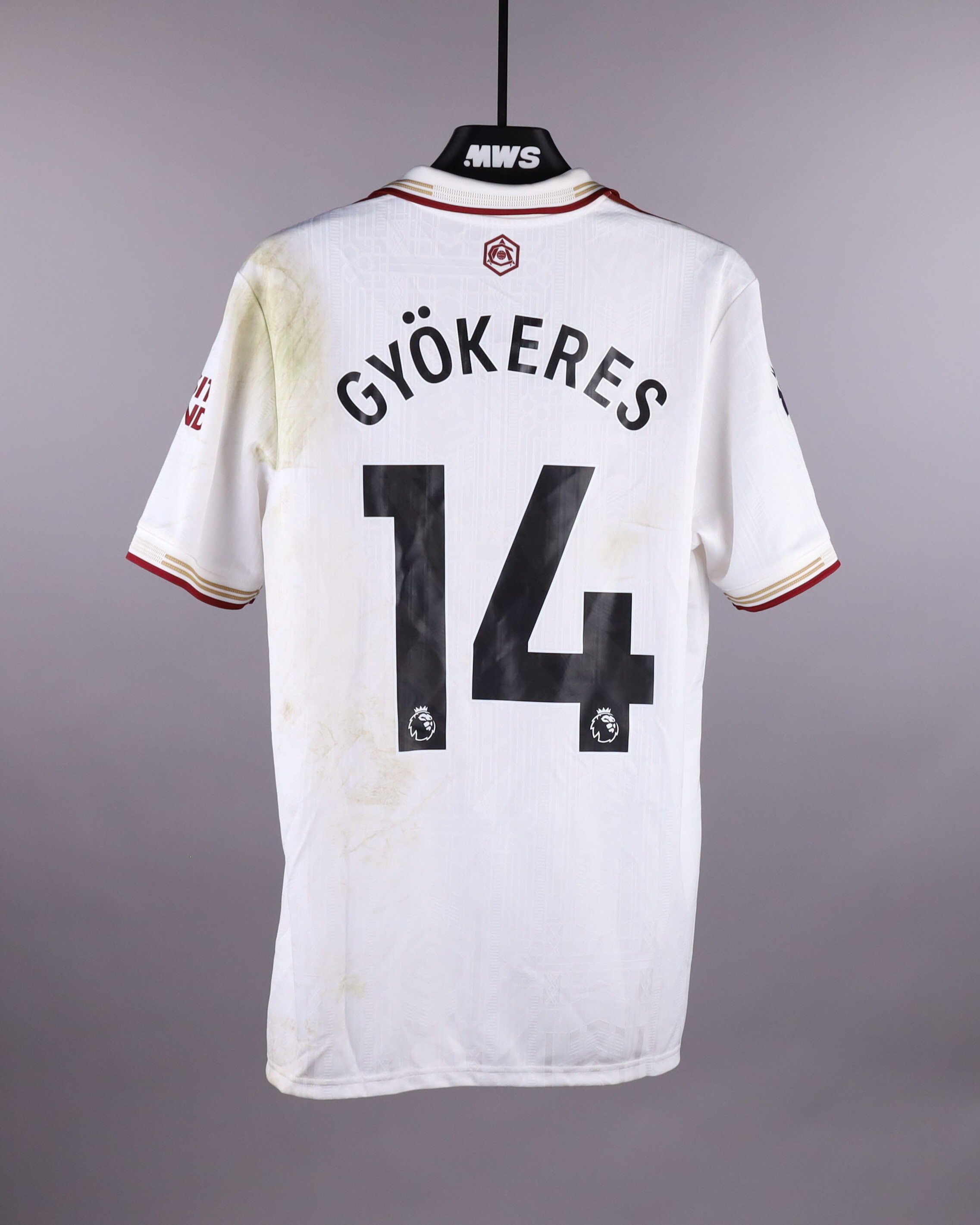 Viktor Gyökeres Arsenal shirt