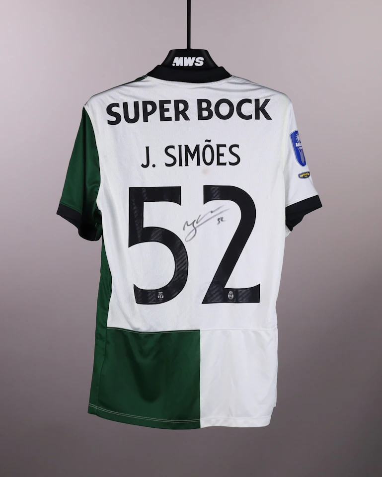 来自Sporting CP的João Simões球衣