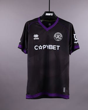 Paul Nardi Queens Park Rangers のシャツ