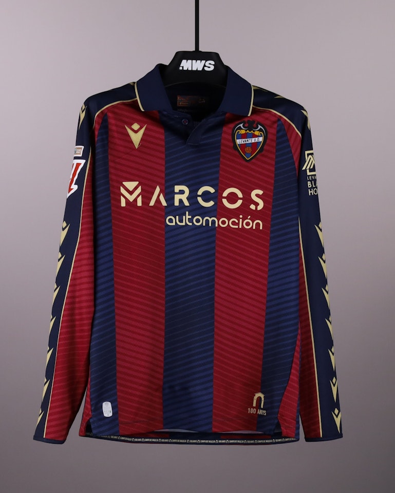 Carlos Álvarez Levante UD jersey