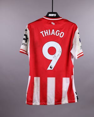 来自Brentford的Igor Thiago 球衣