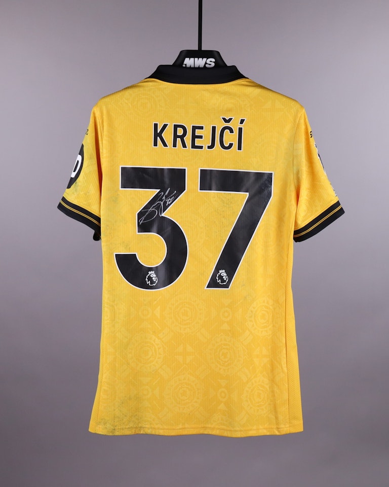 Ladislav Krejčí Wolverhampton Wanderers jersey