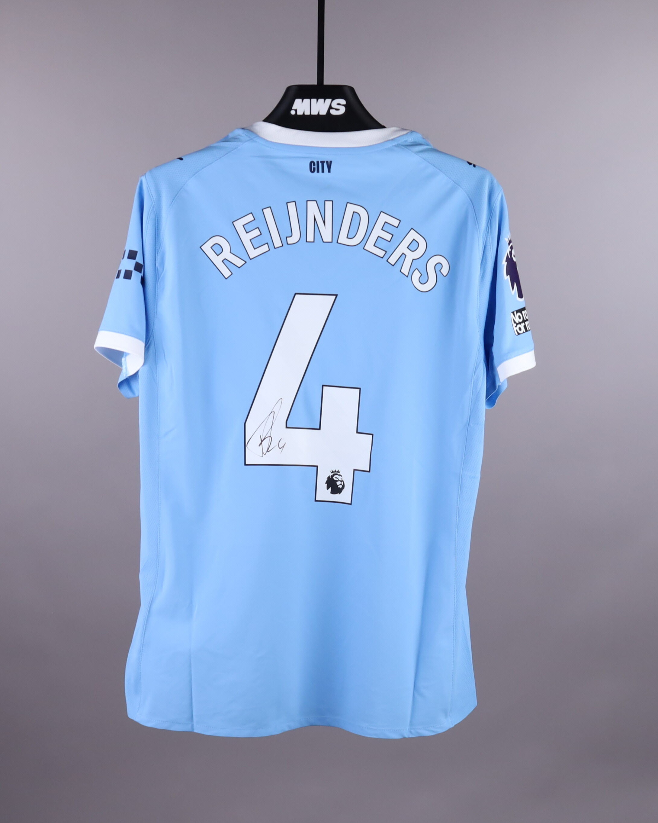 Tijjani Reijnders Manchester City shirt