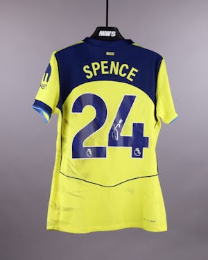 Djed Spence Tottenham Hotspur forması