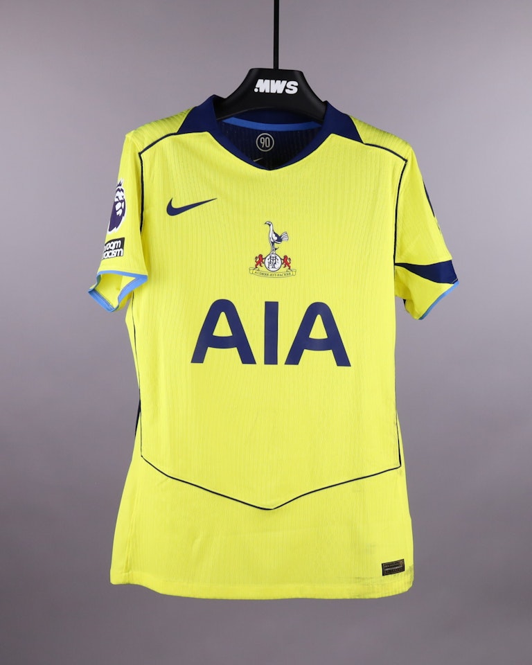 Djed Spence Tottenham Hotspur jersey