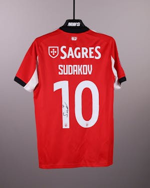 SL Benfica 팀의 Georgiy Sudakov 셔츠