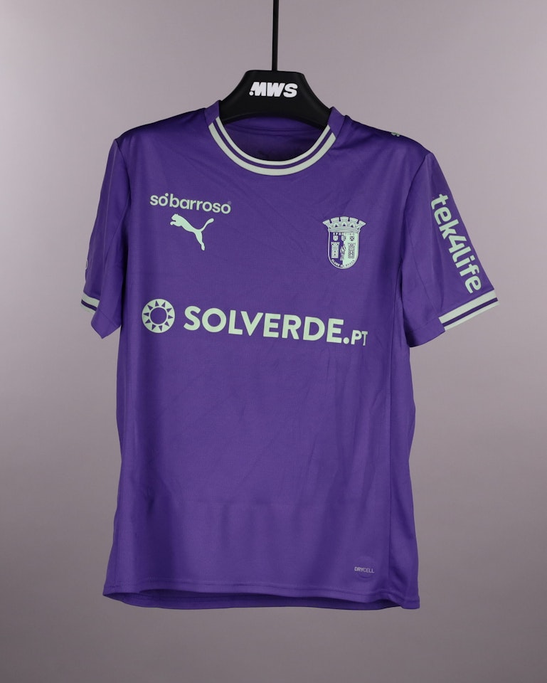 Francisco Navarro SC Braga のシャツ