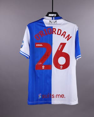 Blackburn Rovers 팀의 Connor O'Riordan 셔츠