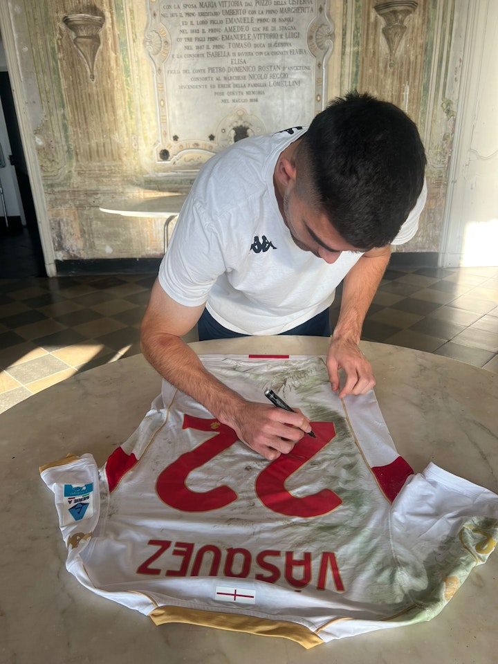 Johan Felipe Vásquez Ibarra Genoa CFC jersey