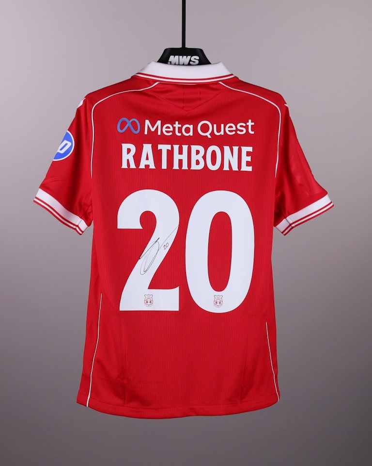 Wrexham A.F.C.-Trikot von Oliver Rathbone