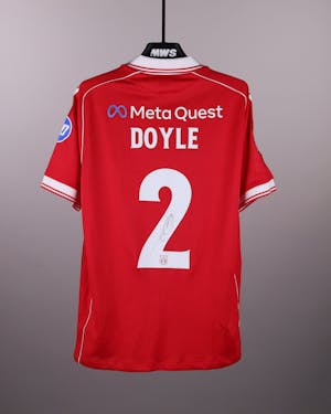 Camisola de Callum Doyle, Wrexham A.F.C.