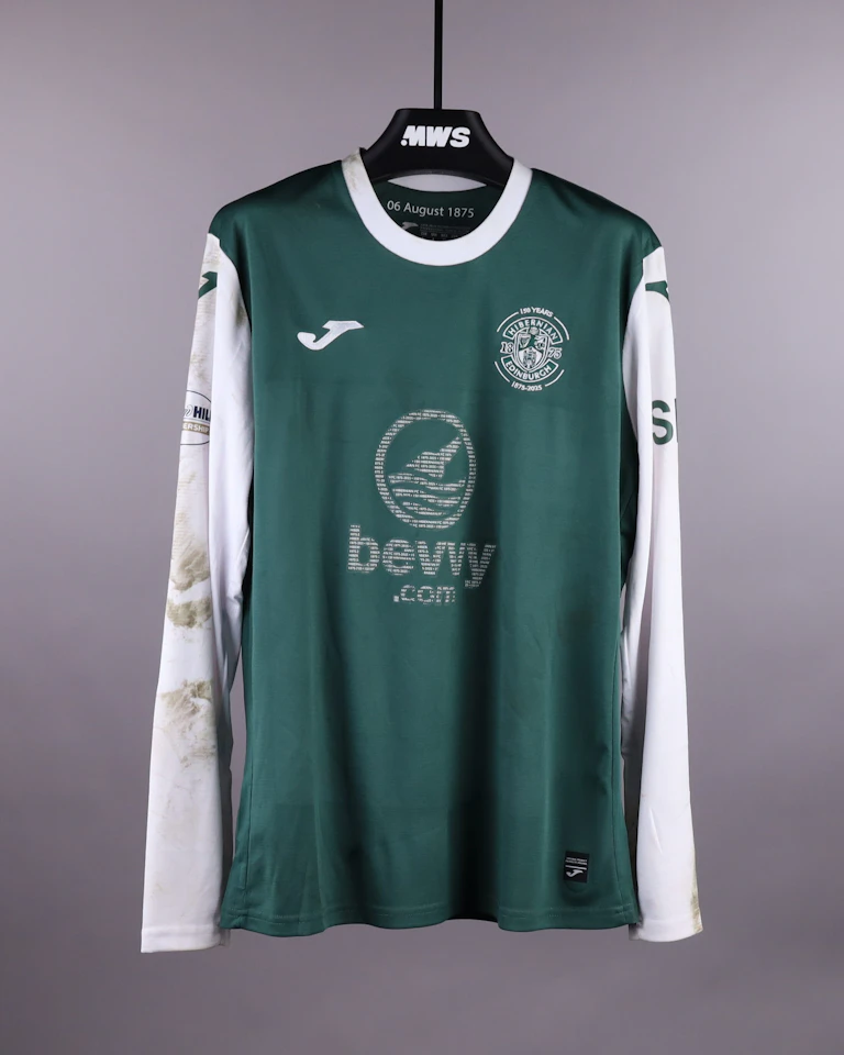 Kieron Bowie Hibernian shirt