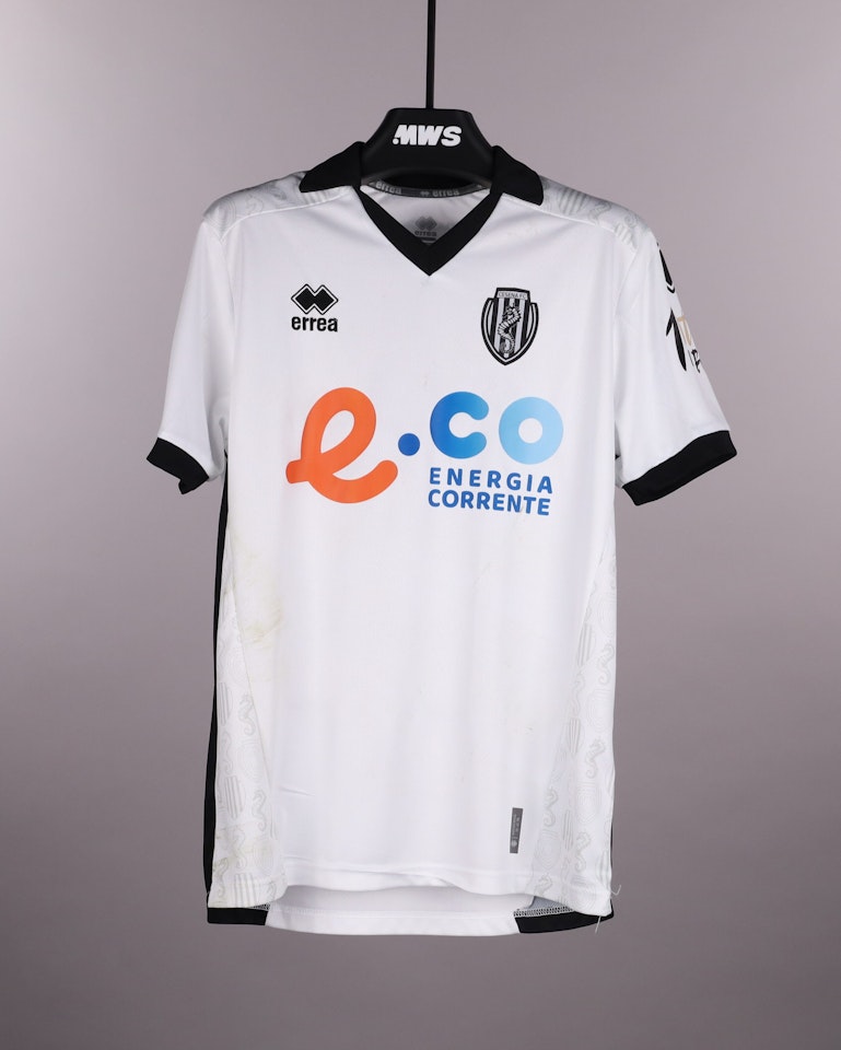Cristian Shpendi Cesena FC jersey