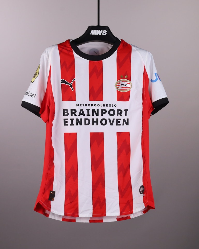 Noah Fernandez PSV jersey