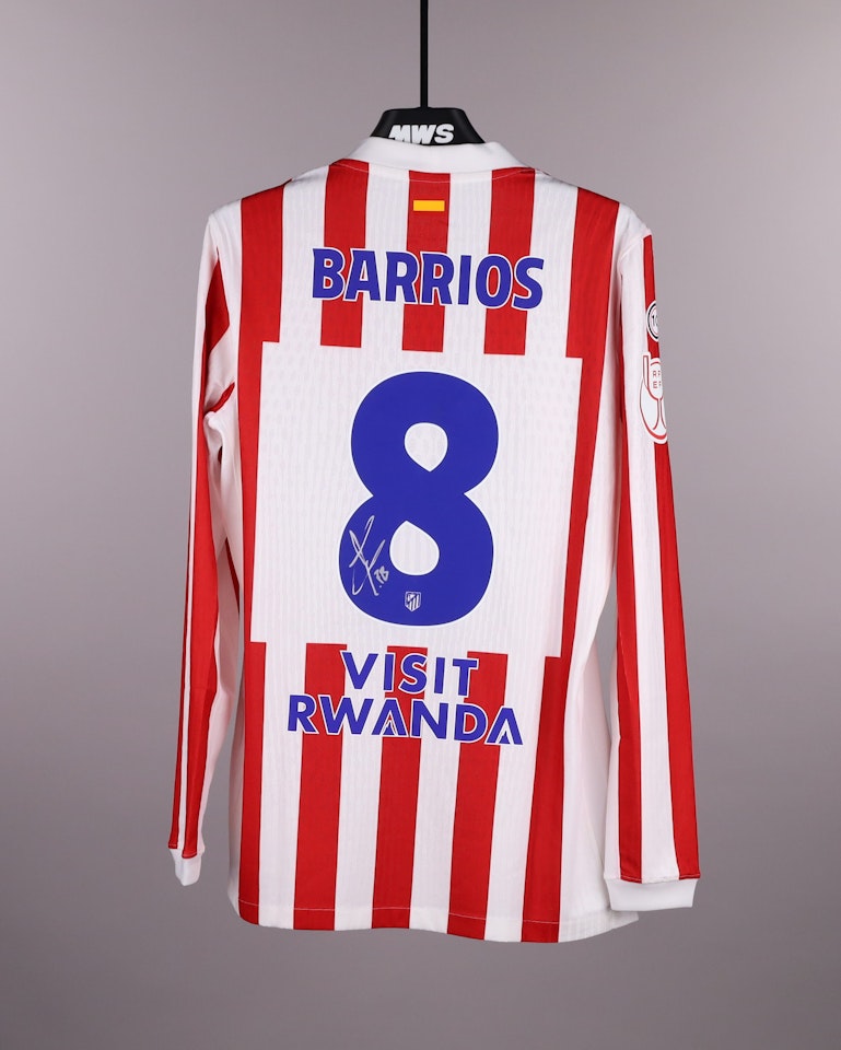 Pablo Barrios Rivas Atlético de Madrid のシャツ