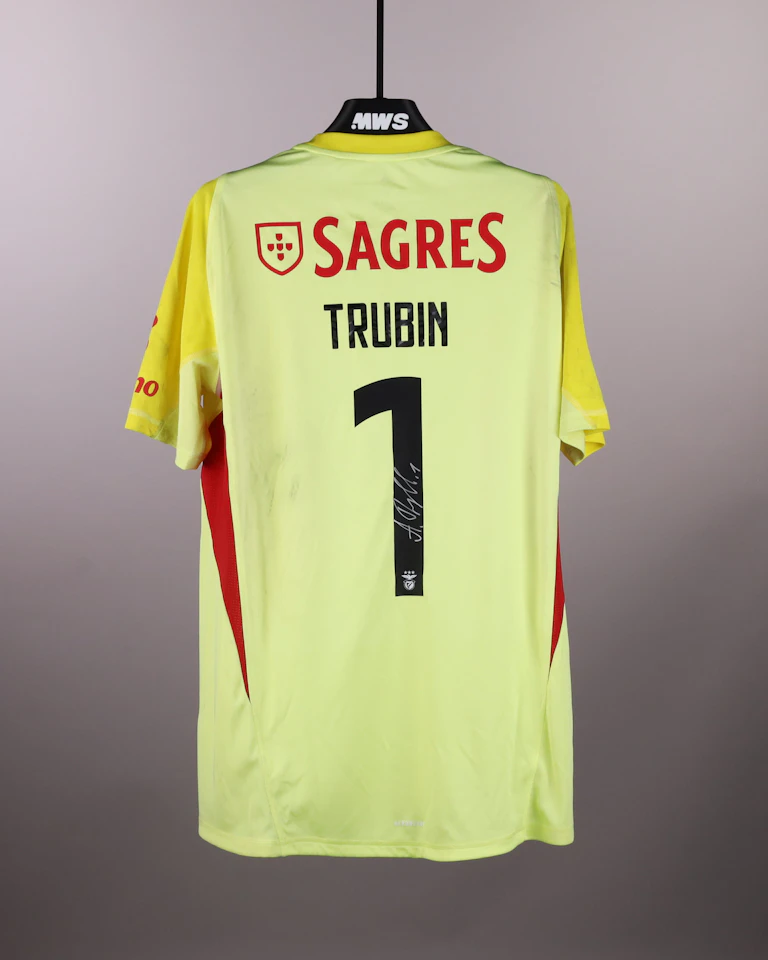 Anatoliy Trubin SL Benfica shirt