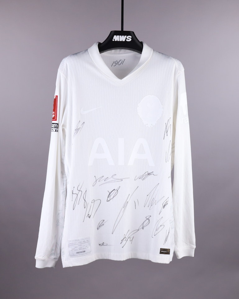Squad Signed Shirt - 5
