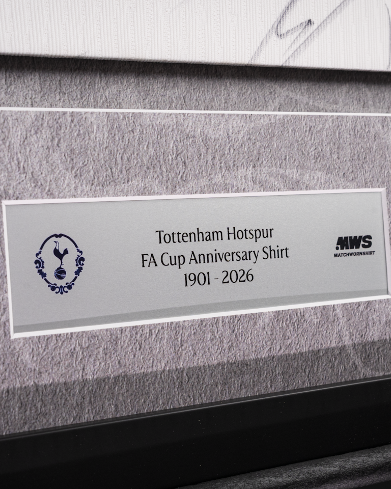 Limited Edition Framed Squad Signed Shirt - 5