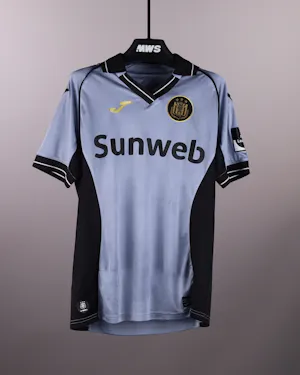 来自RSC Anderlecht的Ludwig Augustinsson球衣