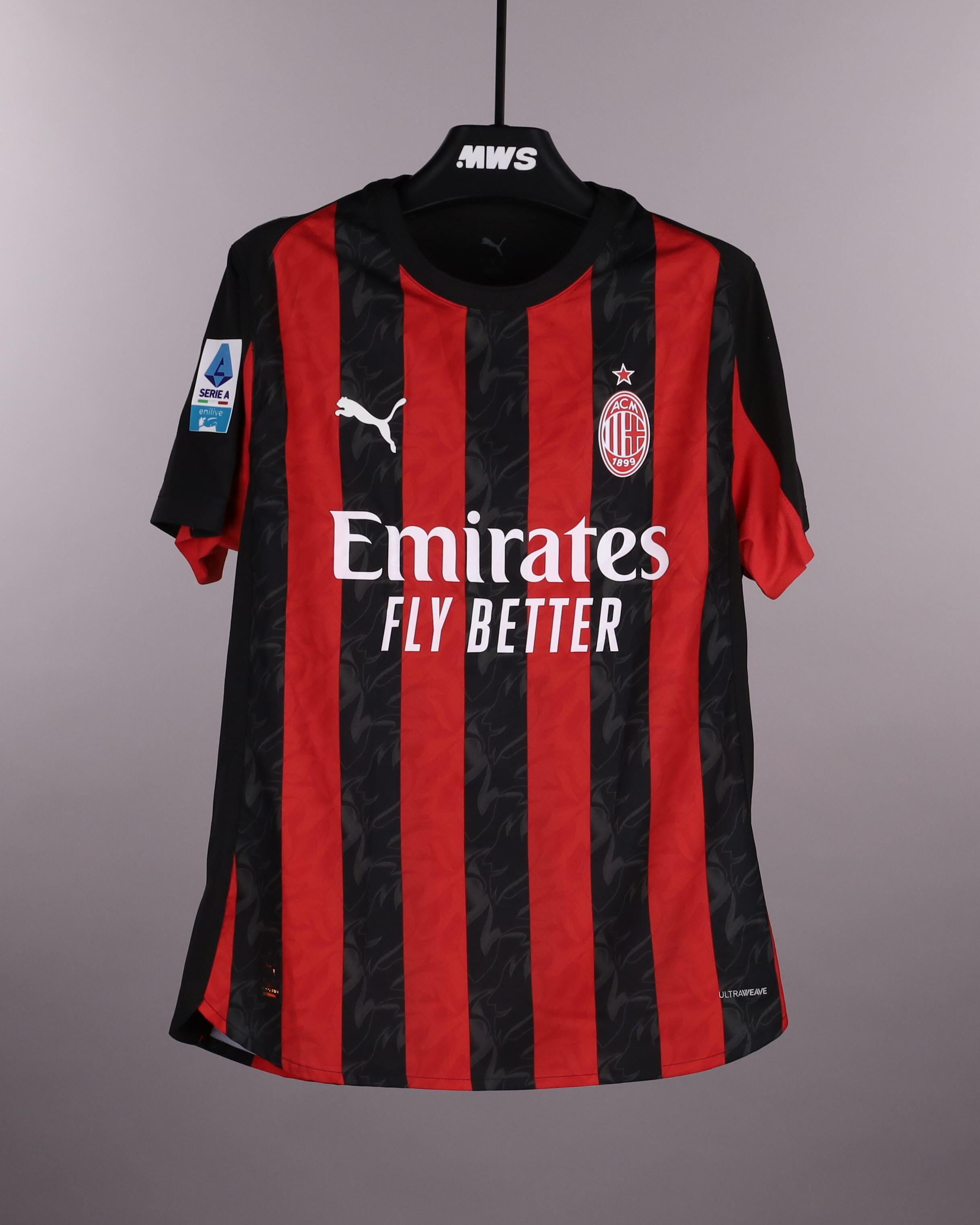 Fikayo Tomori AC Milan shirt