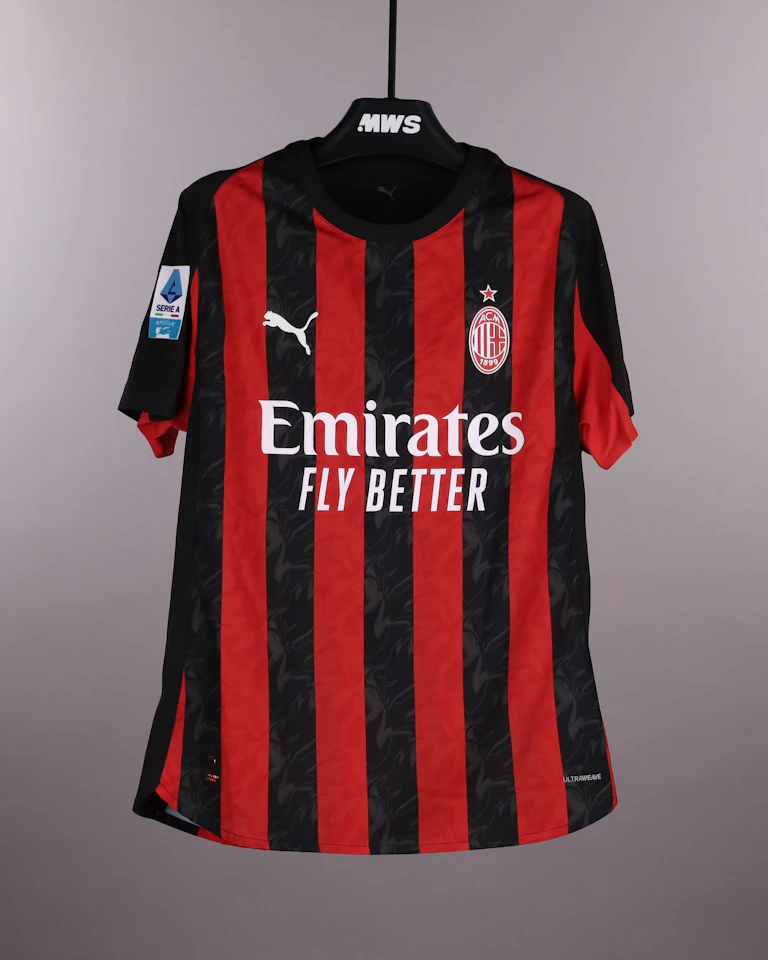 Fikayo Tomori AC Milan jersey