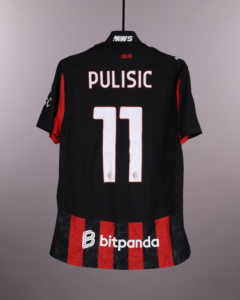 Christian Pulisic AC Milan のシャツ
