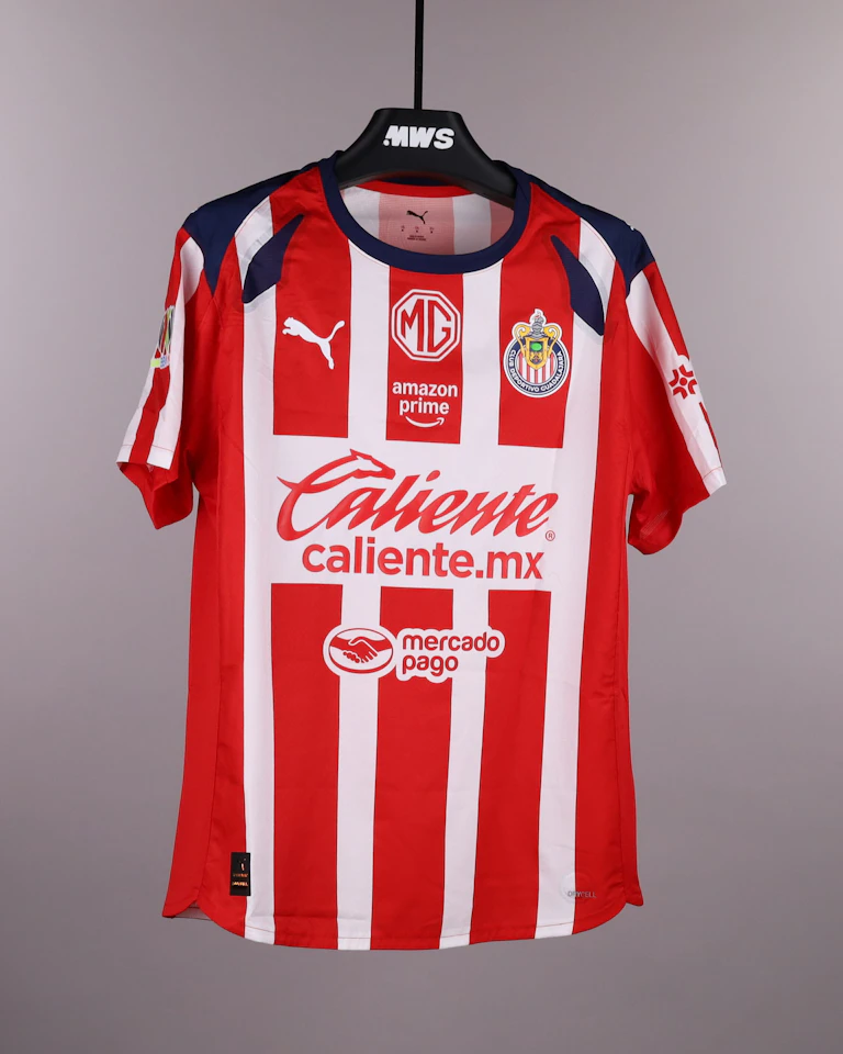 Armando González Alba Chivas Guadalajara shirt