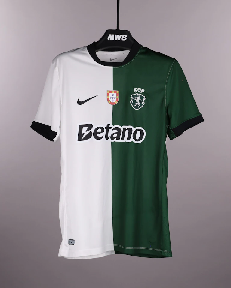 Francisco Trincão Sporting CP shirt
