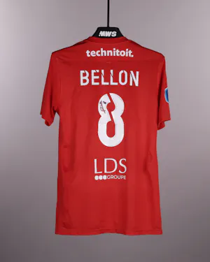 来自Dijon FCO的Paul Bellon球衣