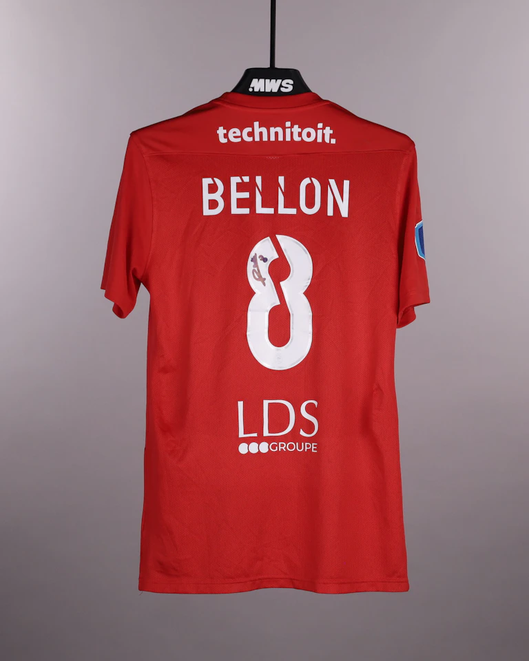 来自Dijon FCO的Paul Bellon球衣