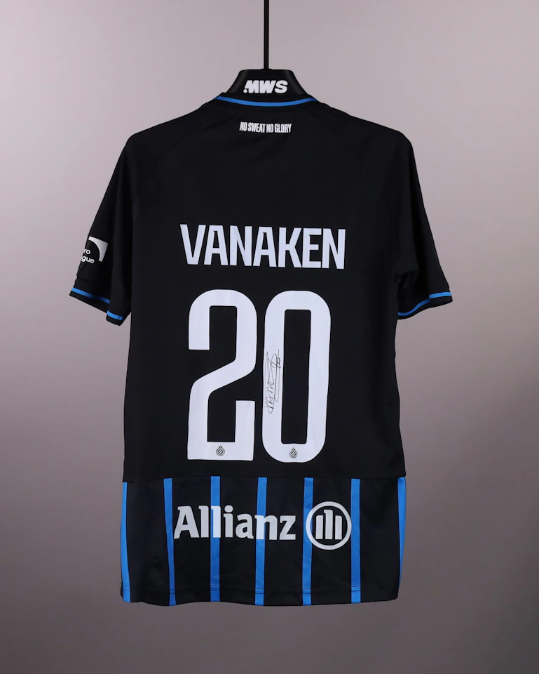 Hans Vanaken Club Brugge shirt