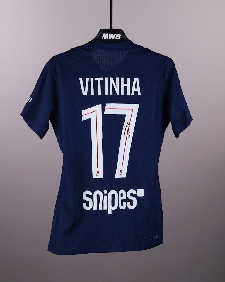 Shirt van Vitinha Paris Saint-Germain