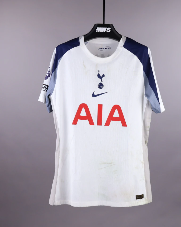 Cristian Romero Tottenham Hotspur jersey