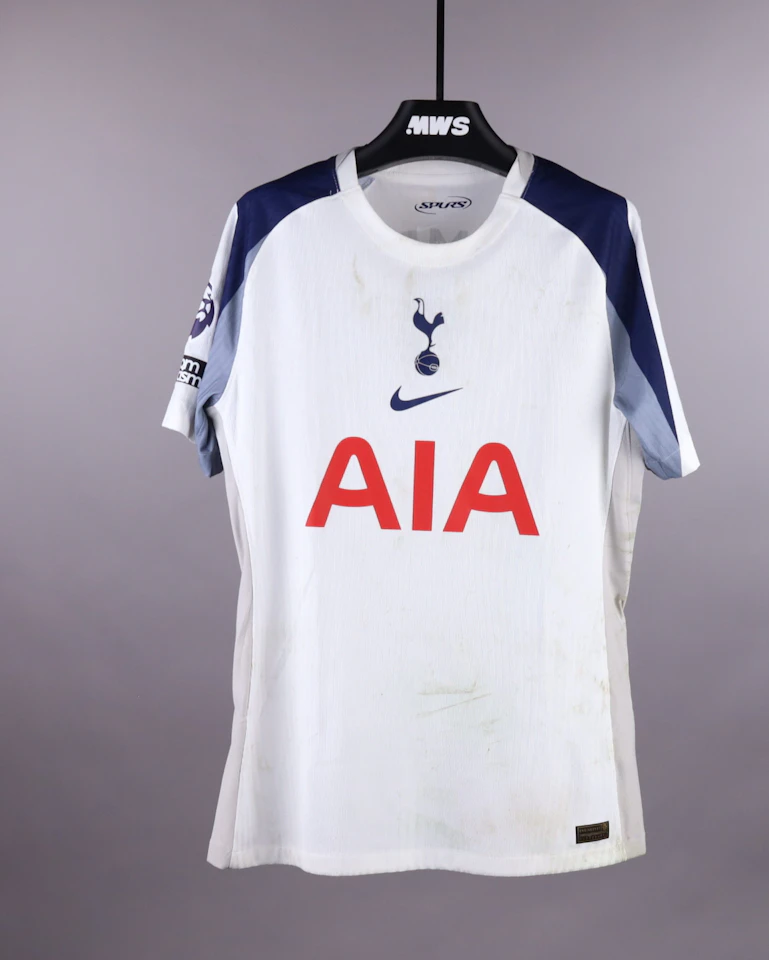Cristian Romero Tottenham Hotspur jersey