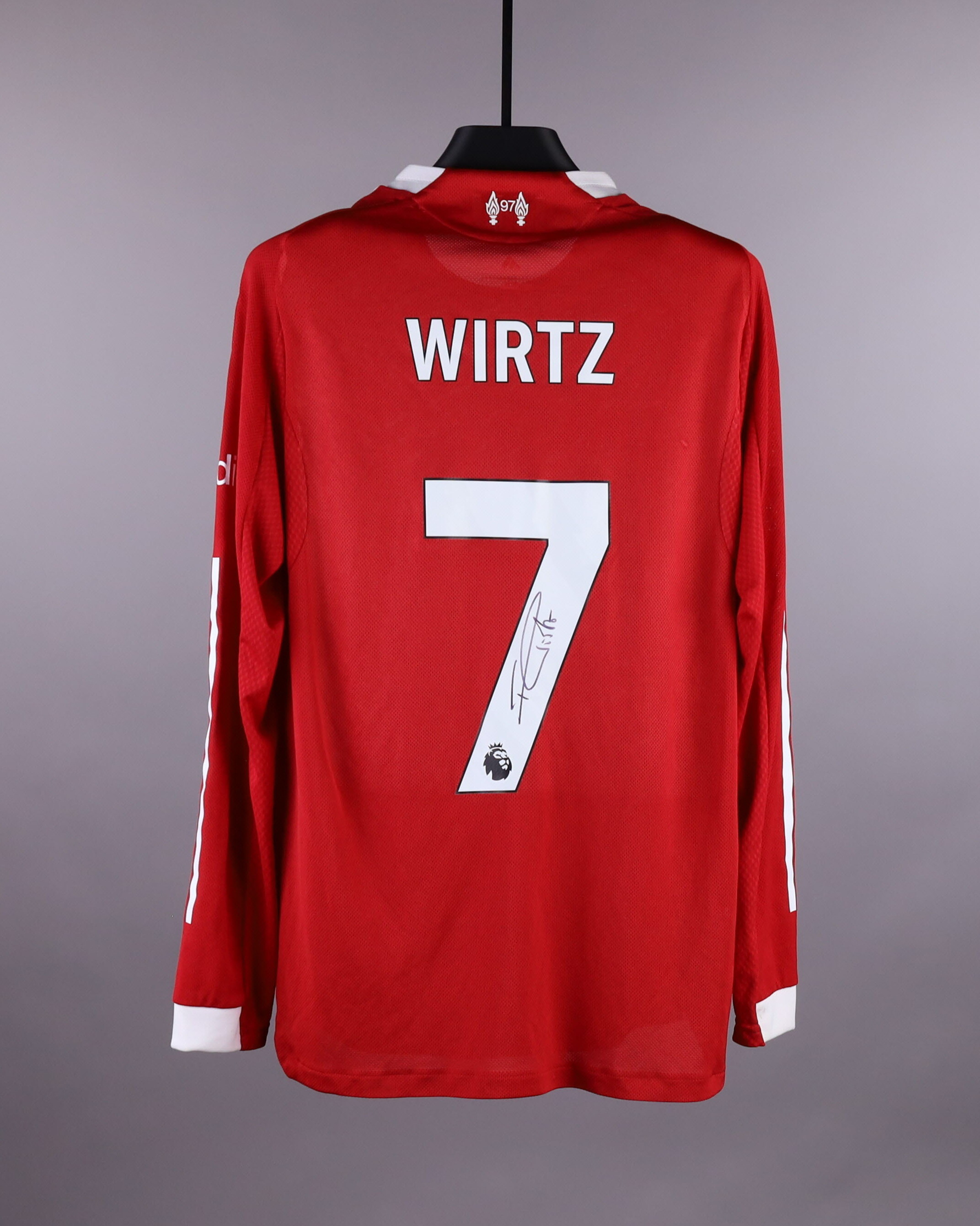 現地購入】リバプール ミルナー 7番 シャツ 現地購入】リバプール