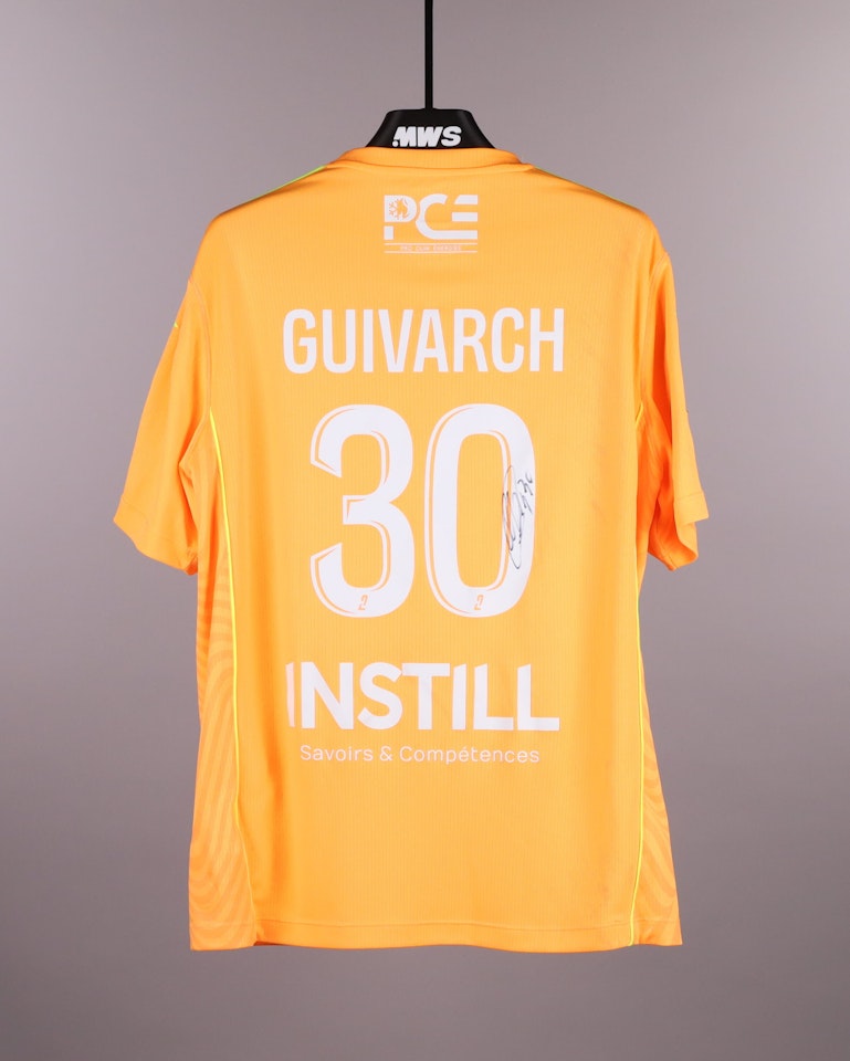 Théo Guivarch Clermont Foot 63 shirt