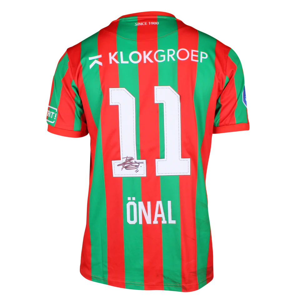 来自N.E.C.的Basar Onal球衣