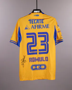 来自Tigres UANL的Romulo Zanre Zwarg球衣