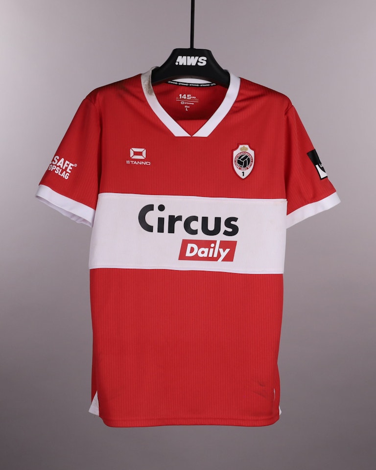 Yuto Tsunashima 綱島悠斗 Royal Antwerp FC shirt