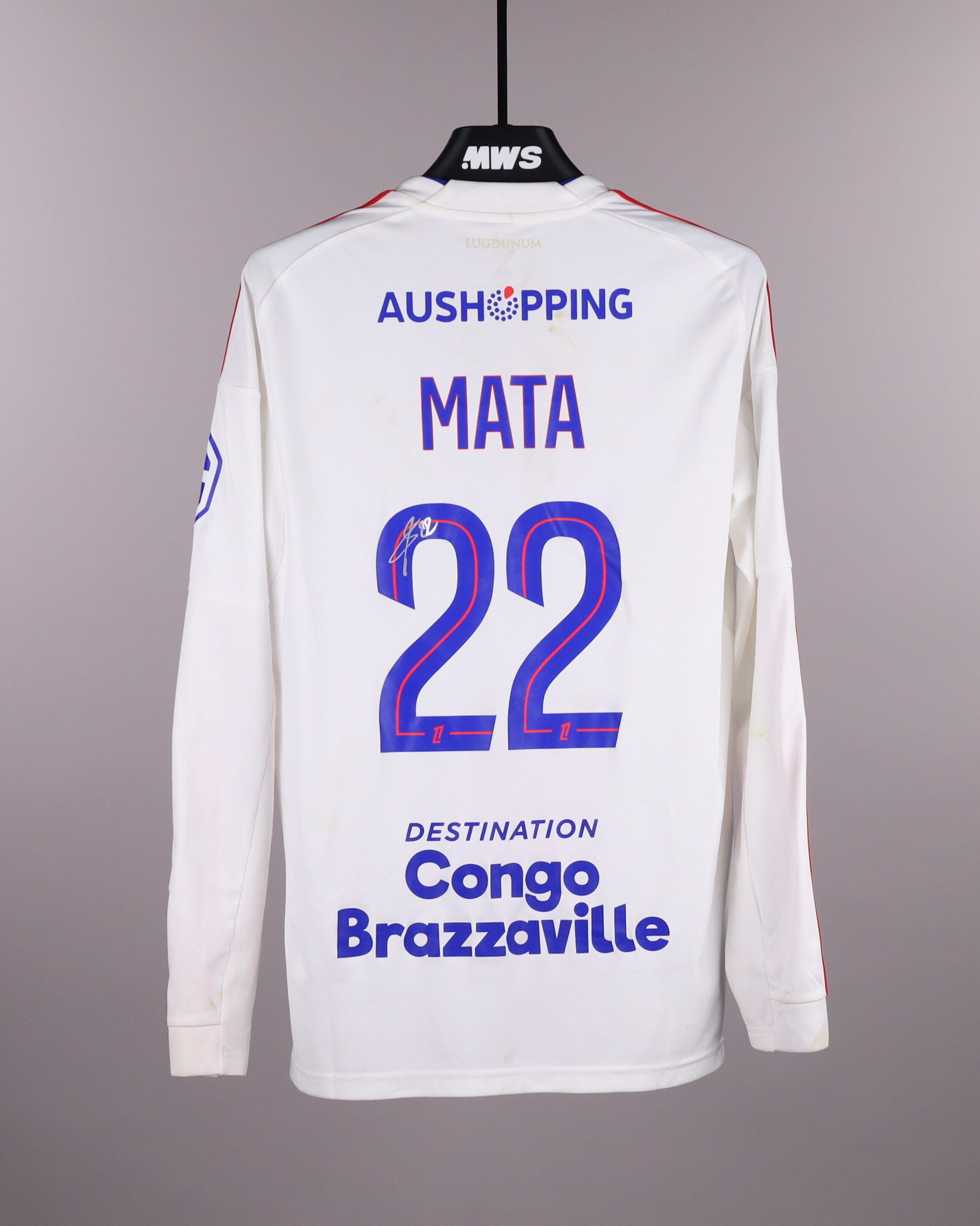 Clinton Mata Olympique Lyonnais shirt